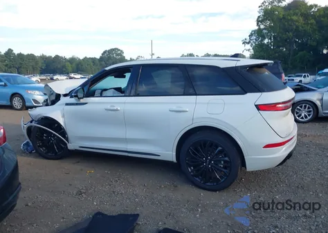 2025 Lincoln Corsair Premiere из США, поврежденный, VIN 5LMCJ1DA6SUL05509